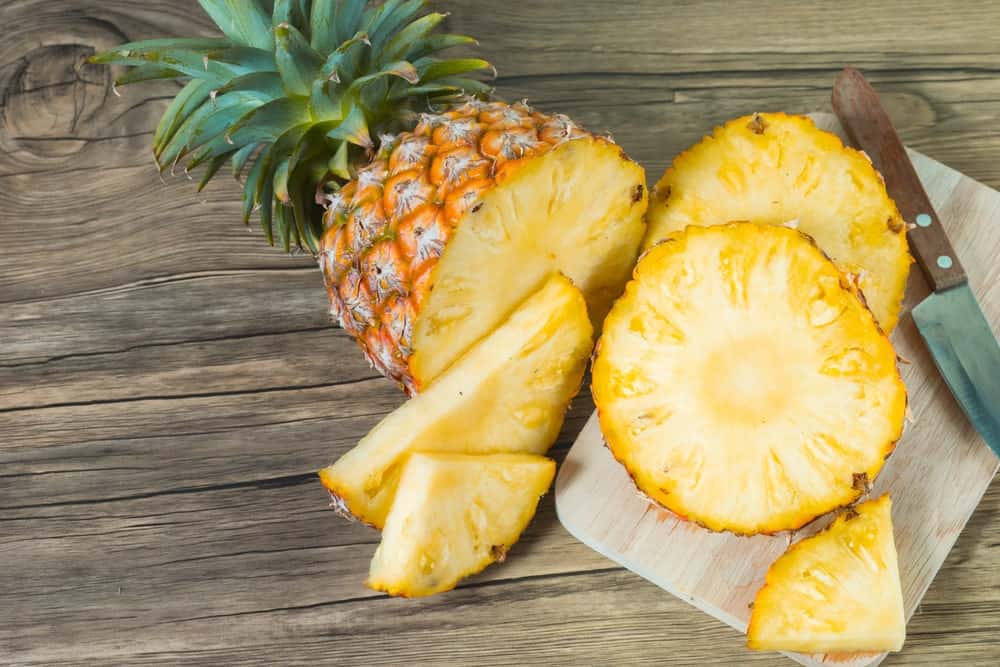 When is Pineapple Season and Types of Pineapple and Pineapple Nutrition