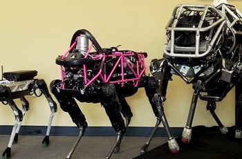 international-creepy-boston-dynamics-robotic-horse-day