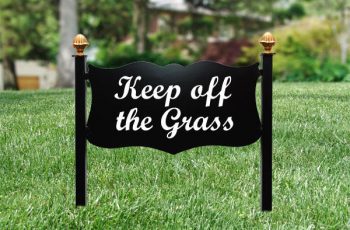 keep-off-the-grass-day