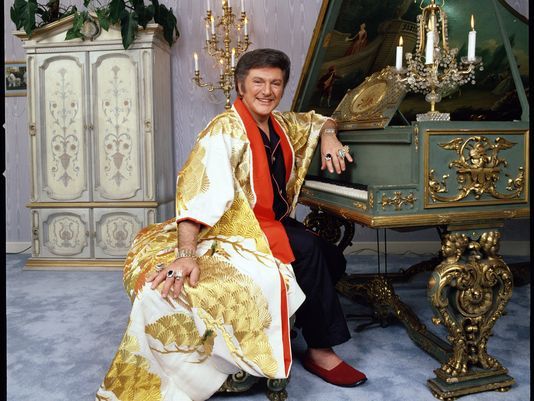 When is Liberace Day This Year 