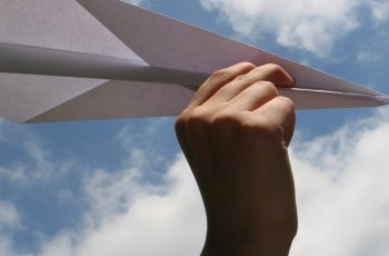 national-paper-airplane-day