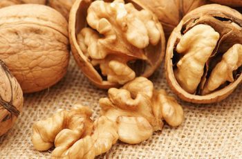 national-walnut-day